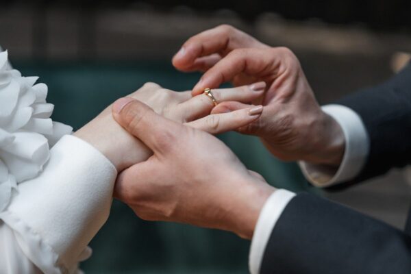 unieke ring goud met gele diamant