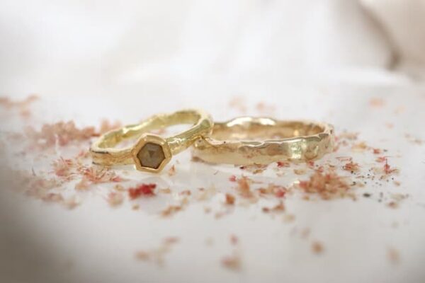 goudsmid trouwringen fancy diamant
