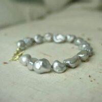 grijze parels armband gouden sluiting