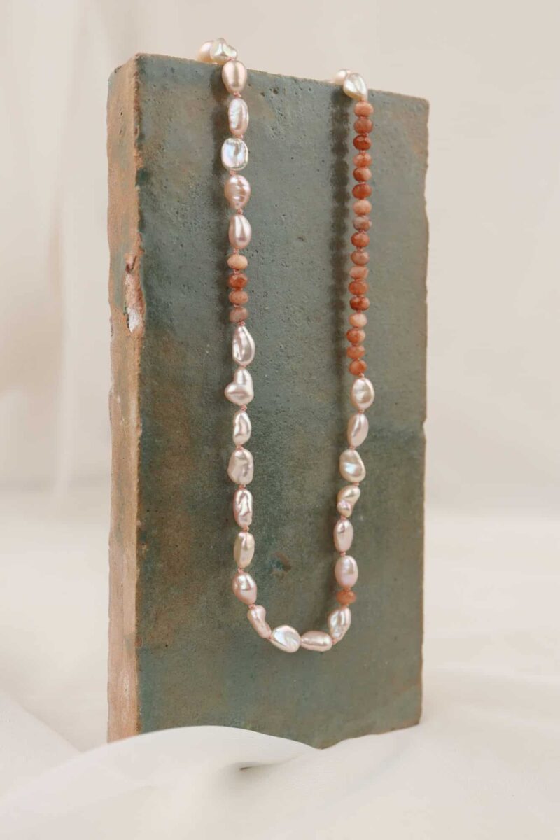 Collier met keshi parels en jade goud