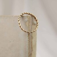 gevlochten gouden ring