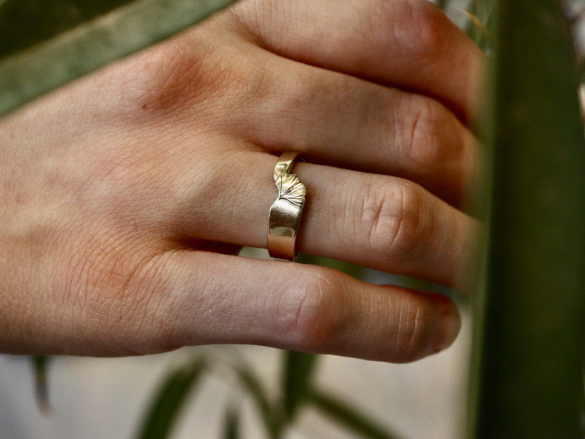 Ginko - Ring 18 kt met ginkoblad - Afbeelding 3