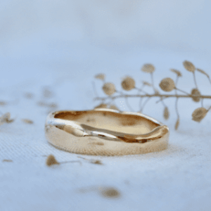 14 kt gouden ring met golf