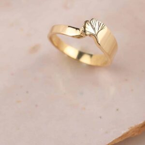 Ginko - Ring 18 kt met ginkoblad