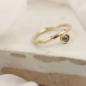 gouden twiggy ring met diamant