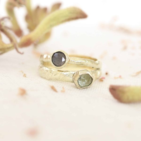 unieke ring met edelsteen